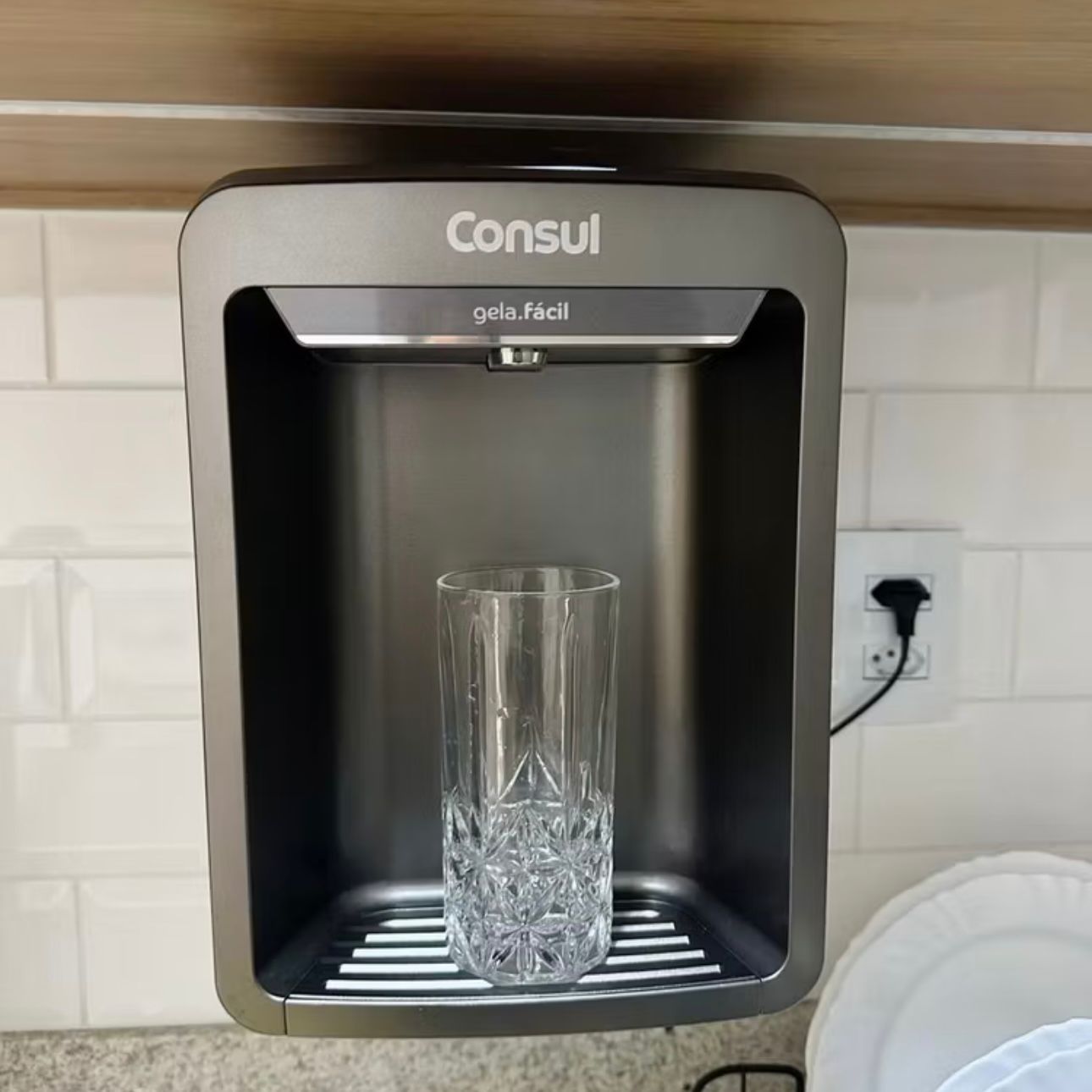 Purificador de Água Consul Refrigerado Eletrônico CPB33AF Cinza Bivolt