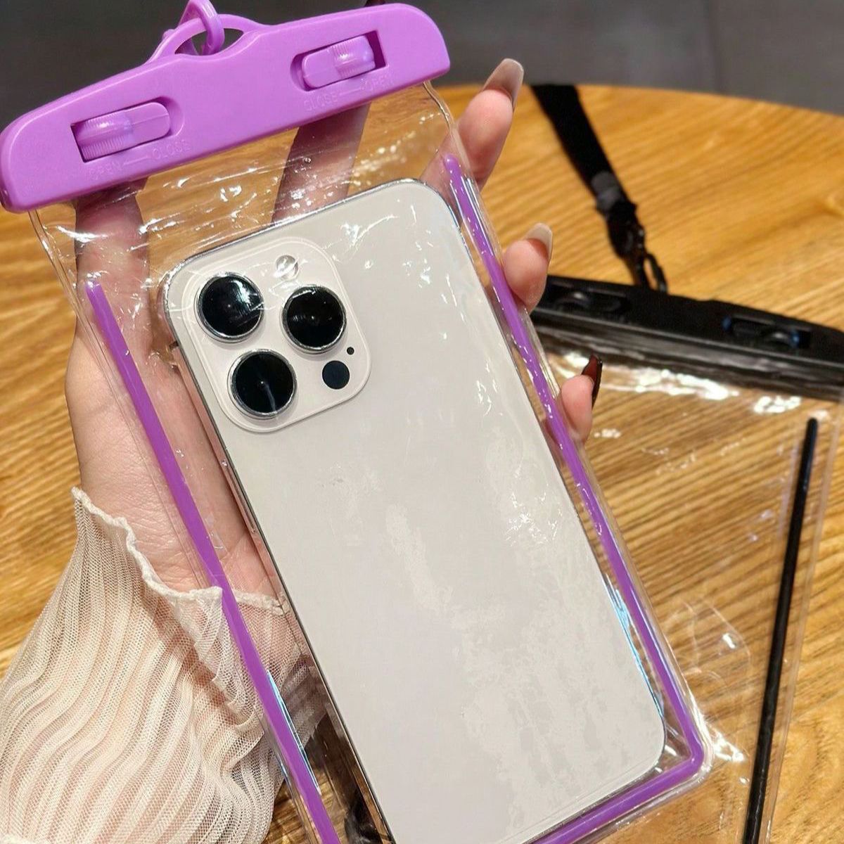 2 Capa Celular Bolsa Case A Prova D'água Transparente Cor Universal Praia Piscina Viajar Promoção