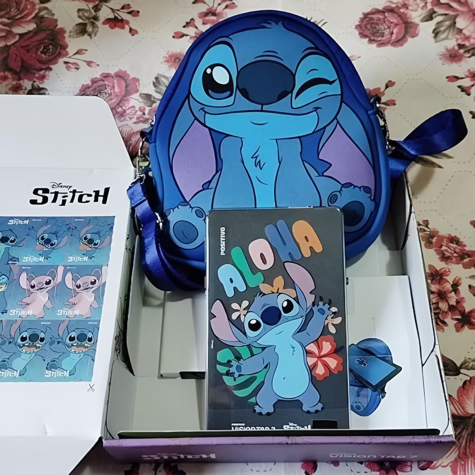 Tablet Vision TAB 7 Stitch + Capa e Bolsa - Octa-Core 3GB RAM 64GB Android 14 Go Wi-Fi IPS Positivo