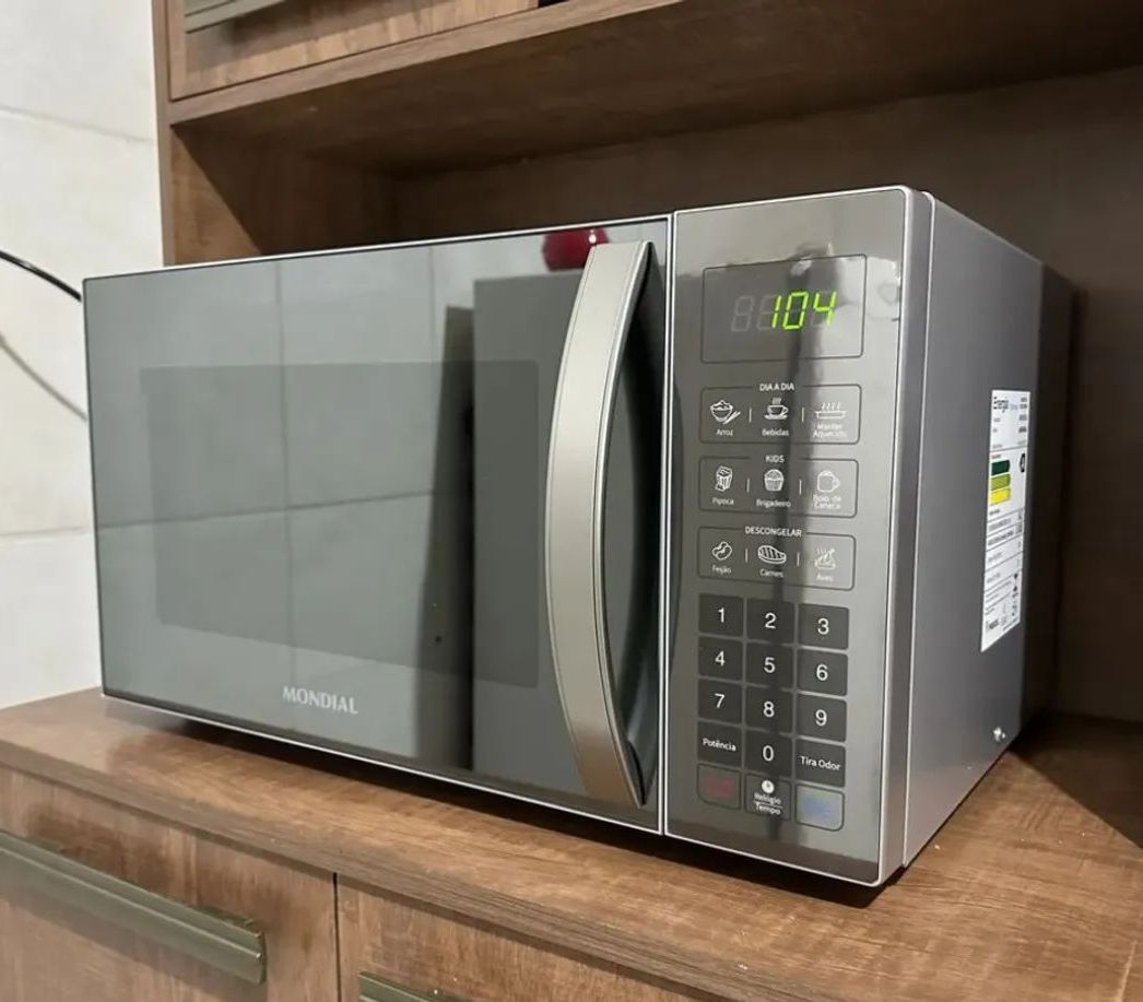 Micro-ondas Mondial MO 02 34 E 1400W 34 Litros 127v 60Hz