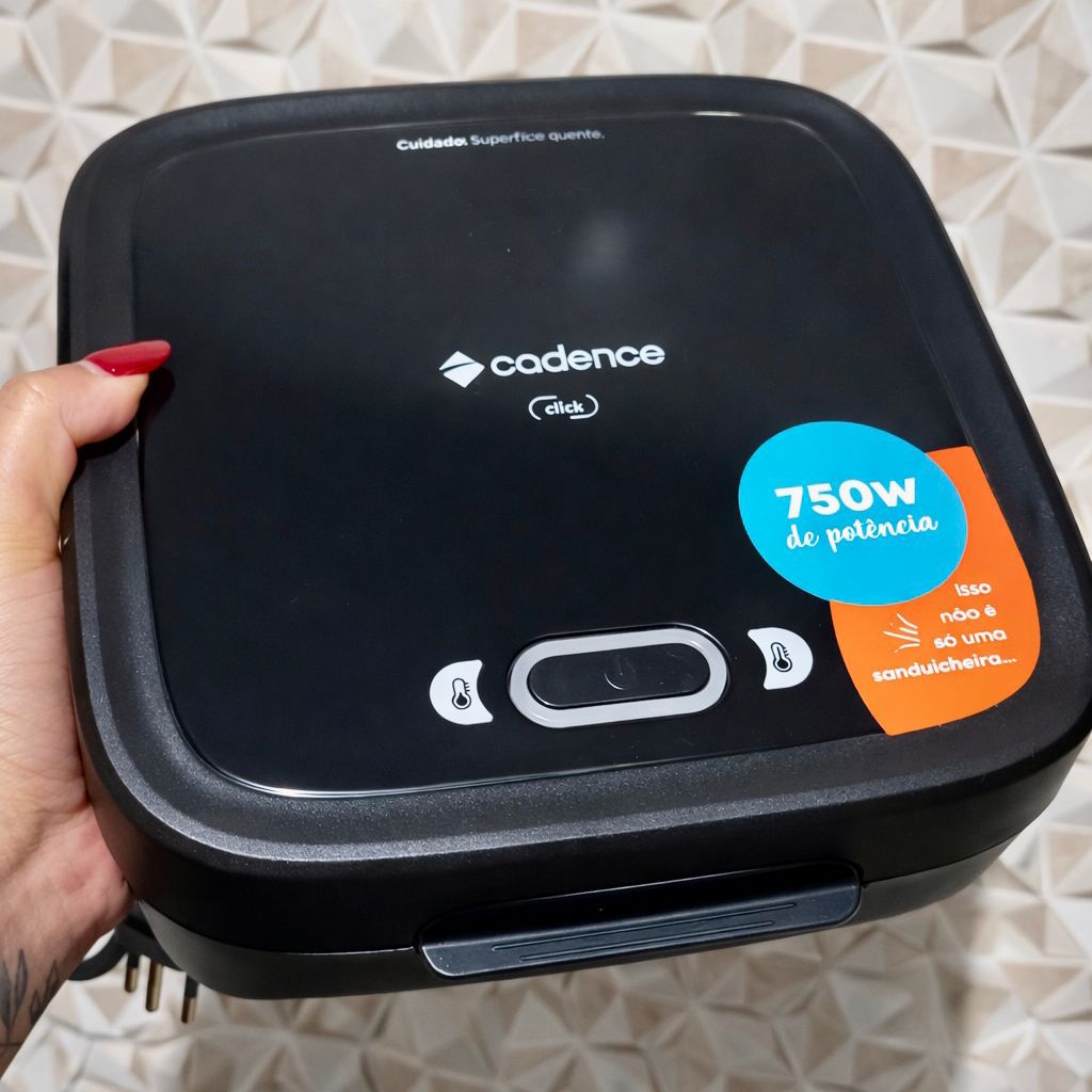 Sanduicheira Elétrica Click Preto 127v Cadence SAN400