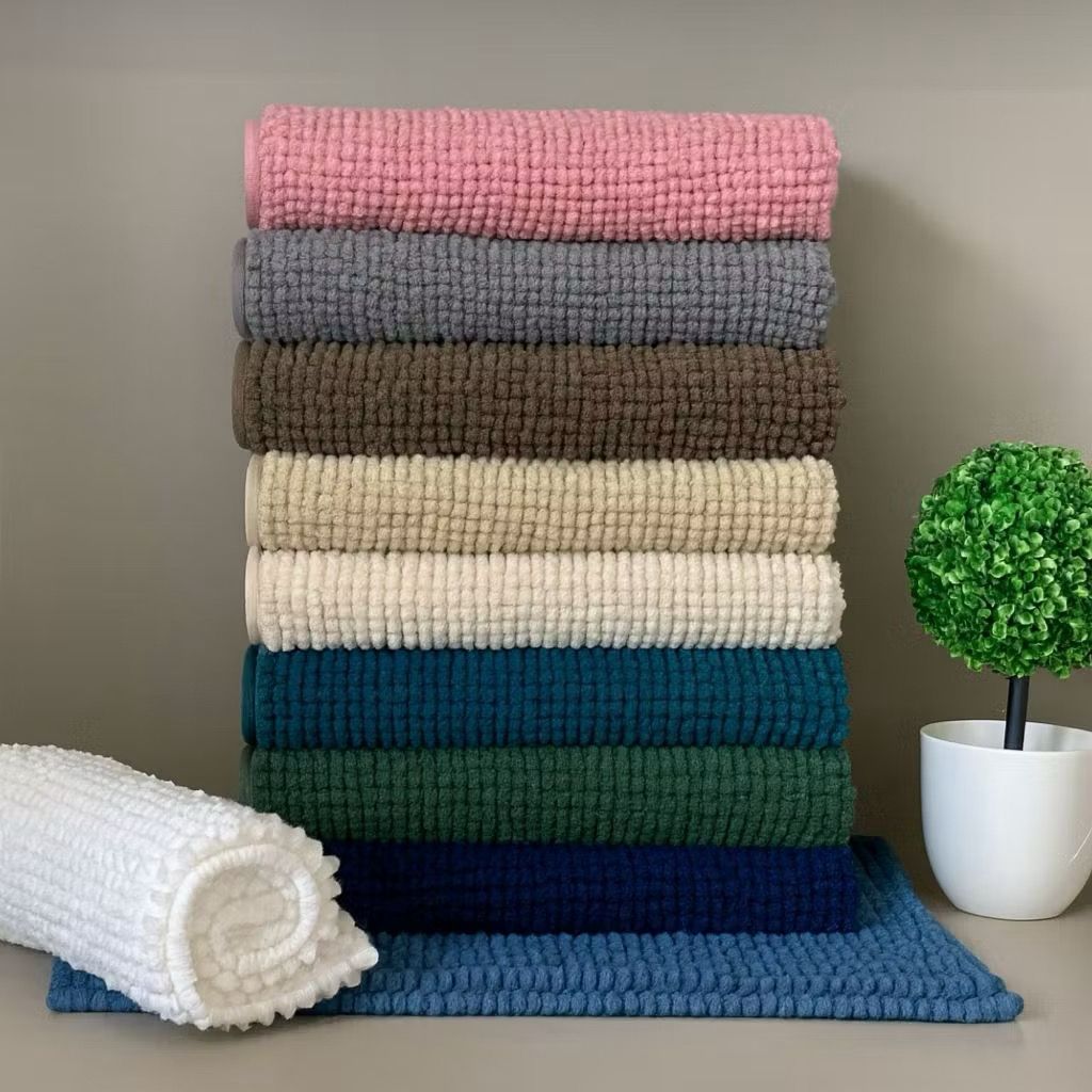 Kit Tapete Banheiro Microfibra Bolinha com 3 Peças Antiderrapante Bolinha Macio Promoção 950grs/m2